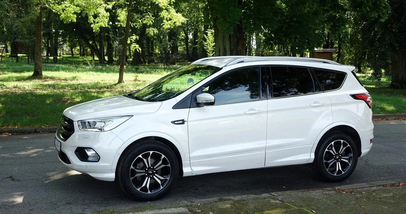 Ford Kuga cena 84990 przebieg: 42000, rok produkcji 2019 z Szprotawa małe 781